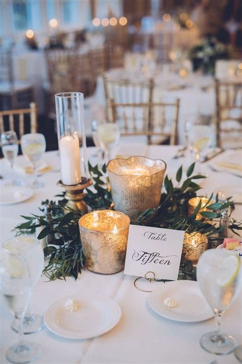 15 Wedding Tablescapes That Prove Its Time To Ditch Flowers Wedding