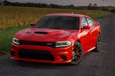 7.2 sec zero to 130 mph: 2015 Dodge Charger SRT Hellcat First Drive - Motor Trend