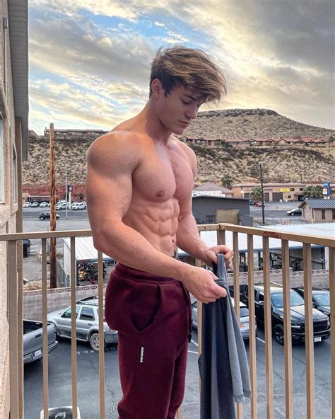 Shirtless Hot Muscle Guys Pecs Jason Bjarnson Abs