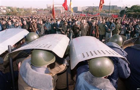 Thousands Of Russians Take To The Streets After President Boris Yeltsin