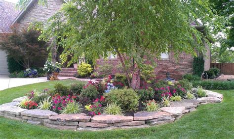09 Low Maintenance Small Front Yard Landscaping Ideas