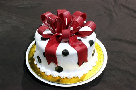 Filebirthday Cake In Bhopal 011 3 Wikimedia Commons