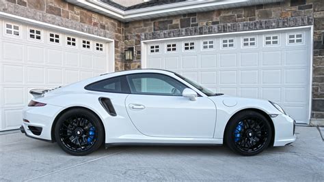 Whether you realize it or not, these interior colors set the tone for your every drive, and the exterior color options make sure you stand out on the streets of orange county. My 2016 Porsche 911 Turbo S (991)CamHughes.com