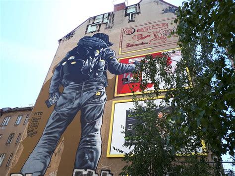 berlino street art tour le opere migliori con berlin kombinat tours