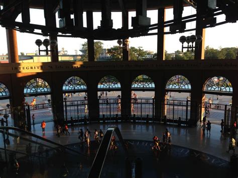 Jackie Robinson Rotunda Citi Field Lets Go Mets Quinnipiac