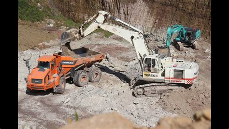 Quarzsand Gewinnung Mit Einem Oandk Terex Rh30 F Youtube