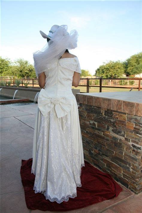 Cowgirl Wedding Dress From The Back A Real Cowgirl Too Big Bow