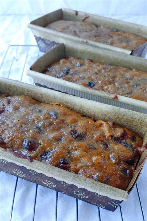 Best served warm with a little butter, enjoy! Alton Brown's Free-Range Fruitcake | Recipe | Fruit cake ...