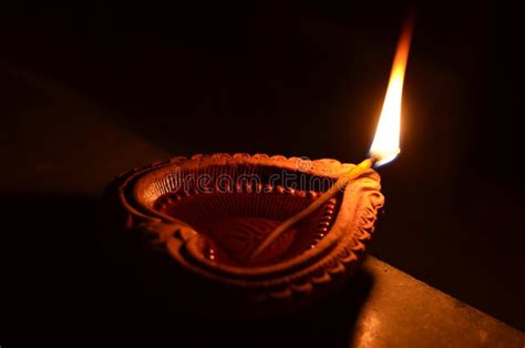 Handmade Diwali Diya Stock Image Image Of Traditional 34922343