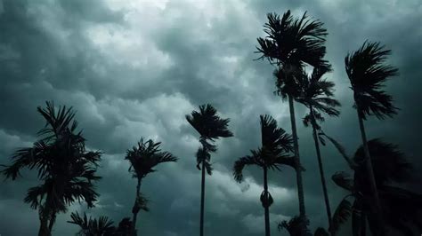 Hurricane Ian Cuba Witnesses Complete Blackout As Storm Strikes Power