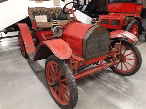1910 Brush - Antique Car Museum of Iowa