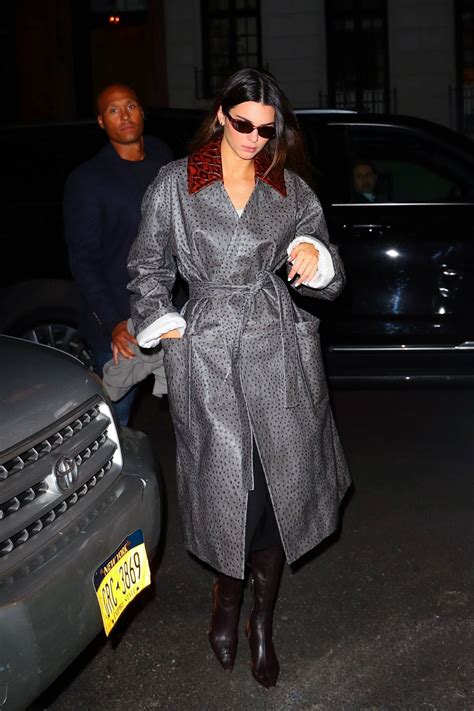 Kendall Jenner Looks Fashionable In Textured Leather Trench Coat With