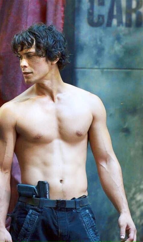 Reasons To Watch The Bellamy Blake Bob Morley The Cw The Serie Bellamy The
