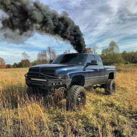 Rolling Coal In A Badass Lifted 2nd Gen Dodge Ram Cummins 4x4truck