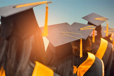 Graduation Images Free Vectors Stock Photos And Psd