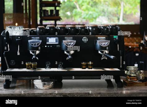 Starbucks Reserve Espresso Machine Stock Photo Alamy