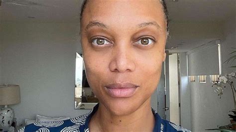 Tyra Banks Takes A Wig Break And Shows Off Fresh Faced Selfies Abc News