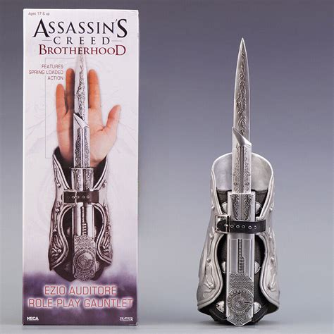 Assassin S Creed Brotherhood Cosplay Hidden Blade Ezio Auditore Da