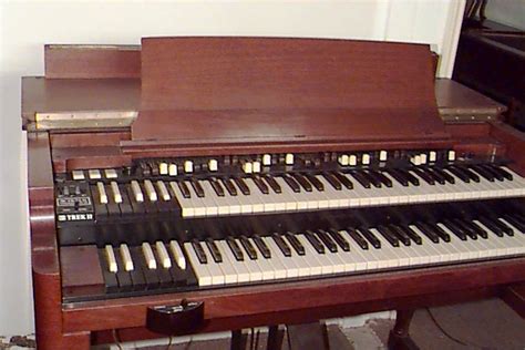 Vintage Hammond Church Organs Hammond B2 Trek Ii Percussion And Leslie