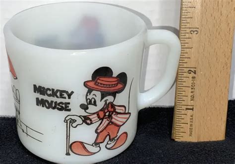 Vintage Federal Glass Milk Glass Mickey Mouse And Minnie Coffee Cup Mug