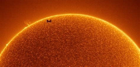 Incredible Photo Of The Iss Transiting The Sun Featured By Nasa