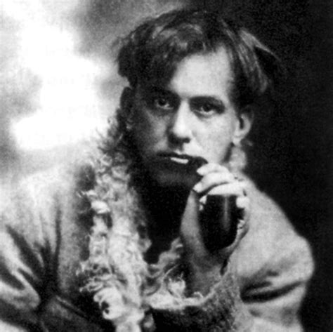 É impossível negar que Aleister Crowley é um dos grandes profetas da
