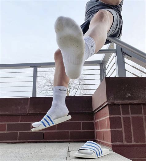 Bro Code Shows Off His Dirty White Nike Crew Socks In And Out Of Adidas Slides Male Feet Blog