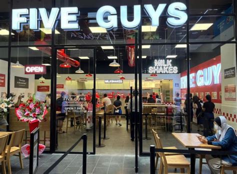 Five Guys Is Now In Open In Pavilion Kl Heres What The Branch Looks Like