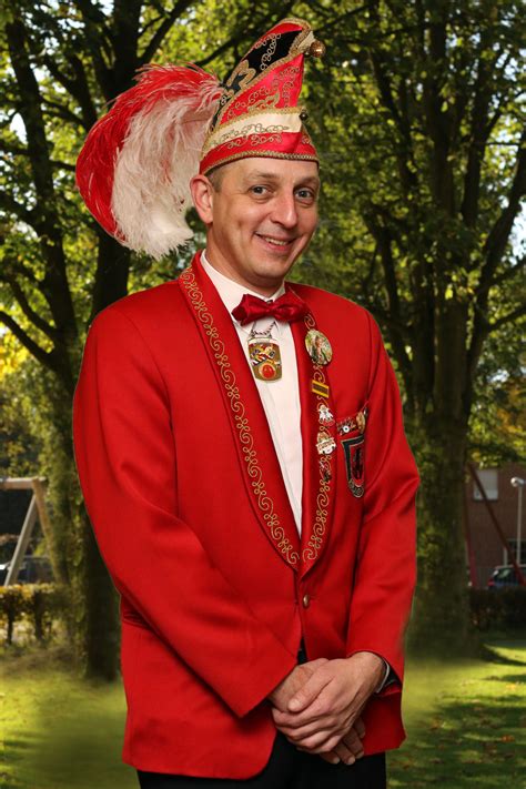 Greven — greven, stadt im kreis steinfurt, nordrhein westfalen, im münsterland an der ems, 45 m über dem meeresspiegel, 33 000 einwohner; Werner Greven - Prinz Markus der Treffende