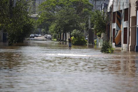 Sobe Para O N Mero De Mortos Ap S Temporais No Rio Grande Do Sul