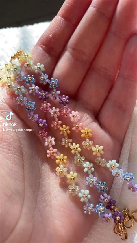 Make A Rainbow Flower Bracelet With Me 💐💜🥰 In 2022 Beaded Jewelry