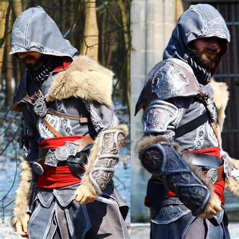 Assassins Creed Revelations Costume