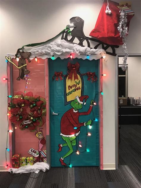 merry grinchmas door christmas door decorating contest door decorations classroom christmas