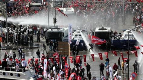 Turkish Police Teargas Thousands Strong Secularist Demo PHOTOS VIDEO