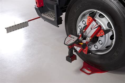 Getting rid of the wobble with a wheel alignment | Wheel alignment