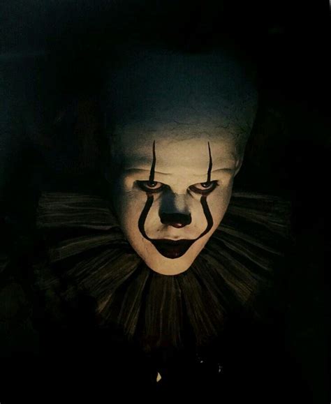 Bill Sk Rsgard As Pennywise In The Movie It Trilogy Clown Horror Arte Horror Horror Art