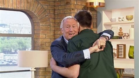 This Morning Chris Tarrant Reunited With The Paramedics Who Saved His
