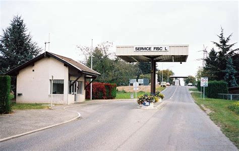 There are currently about 20 railway lines linking switzerland to france, germany, austria, italy or liechtenstein. Island Vulnerability Borders
