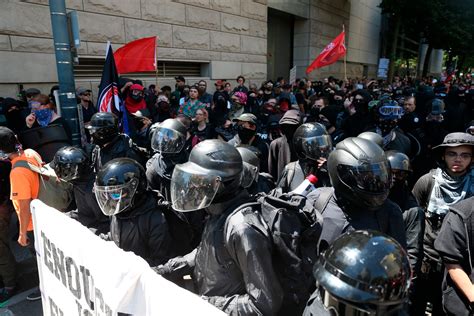 Right Wing Protesters Antifa Clashes Bring Chaos To Streets Of