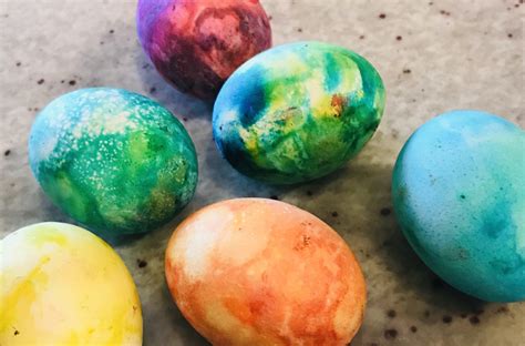 Fun Twist On Dying Easter Eggs Auburn Opelika Moms
