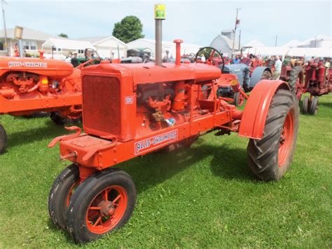 Allis Chalmers Unstyled Wc Tractors Antique Tractors Vintage Tractors