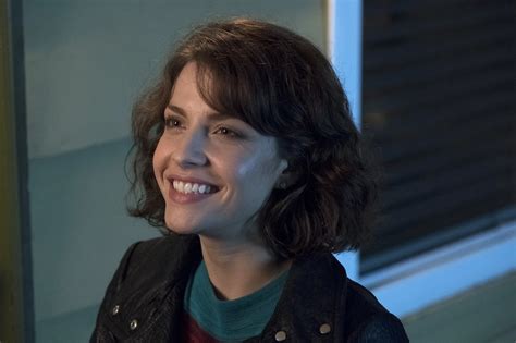Is Paige Spara Pregnant In Real Or Her The Good Doctor Character Lea