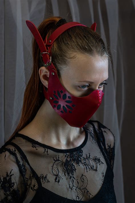 Red Leather Half Face Mask Gothic Fetish Muzzle Mask Leather Etsy