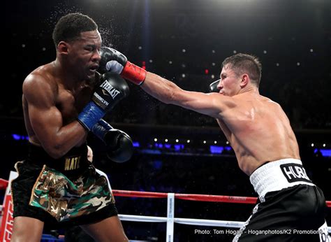 There are rules to designate a ­the boxing ring itself is a raised, square platform with a canvas surface over roughly an inch of padding. How To Score A Pro Boxing Match — Boxing News
