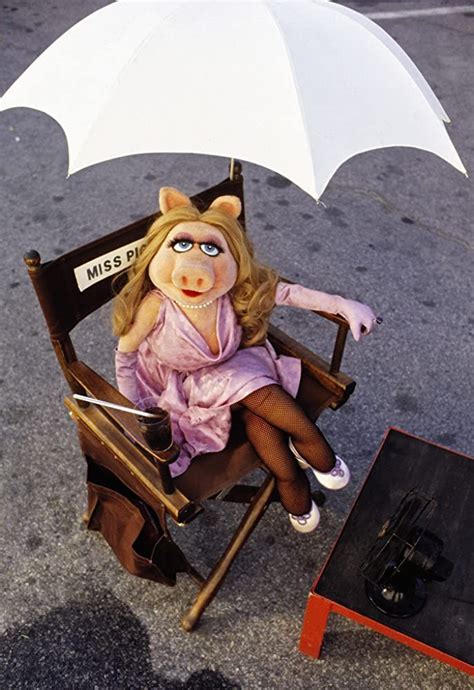 Miss Piggy In The Muppet Movie 1979 Miss Piggy Muppets The Muppet