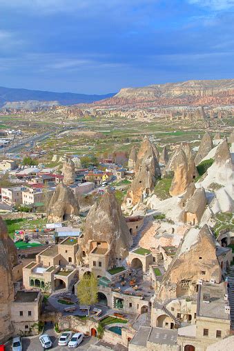 Lingkungan Kota Goreme Di Gunung Cappadocia Foto Stok Unduh Gambar