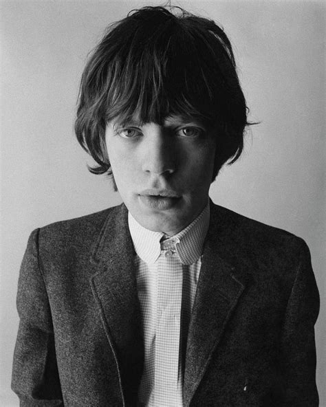 Eazy sleazy (lyric version)(видео, 2021). Portrait of a Young Mick Jagger by David Bailey