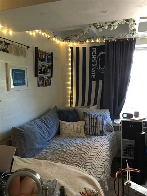 Pin By Typically Lena On College In 2019 College Dorm Rooms Dorm