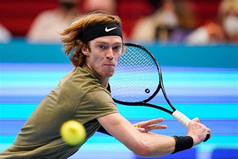 To win match with handicap by games. Nächster Sieg: Sonego steht im Finale von Wien - Tennis ...