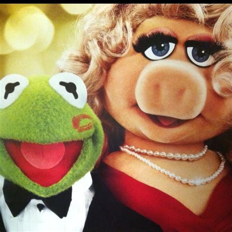 625 Best Miss Piggymuppets Images On Pinterest The Muppets Jim